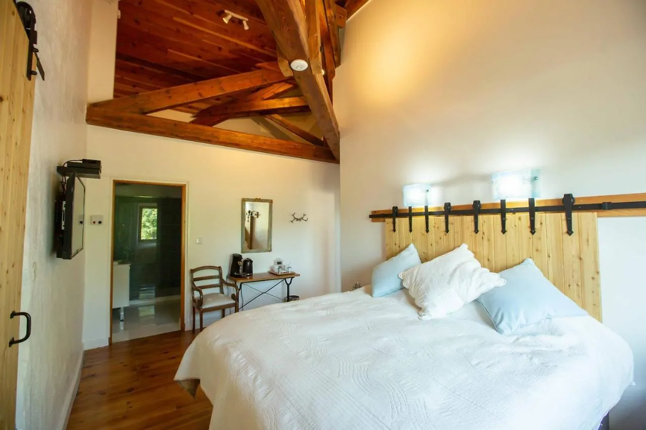 Domaine De Terrac Bed & Breakfast Rimont